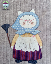 Load image into Gallery viewer, Granny Kitty and her Kittens