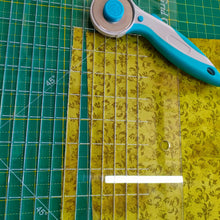 Load image into Gallery viewer, 12" Grid-Guide Ruler