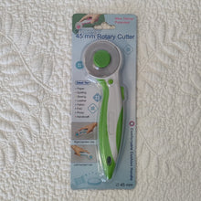 Load image into Gallery viewer, 45mm Soft Grip Rotary Cutter
