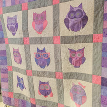 Load image into Gallery viewer, Owl Baby Quilt Pattern - Quilt With Shan
